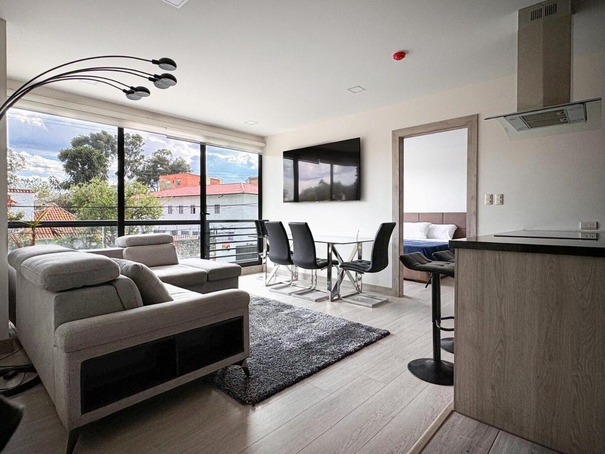 Estancia Luminica Tu Escape Perfecto Con Garaje Cuenca Exterior foto