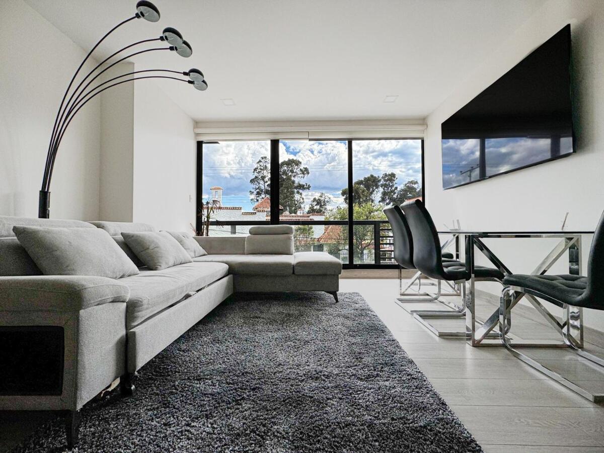 Estancia Luminica Tu Escape Perfecto Con Garaje Cuenca Exterior foto